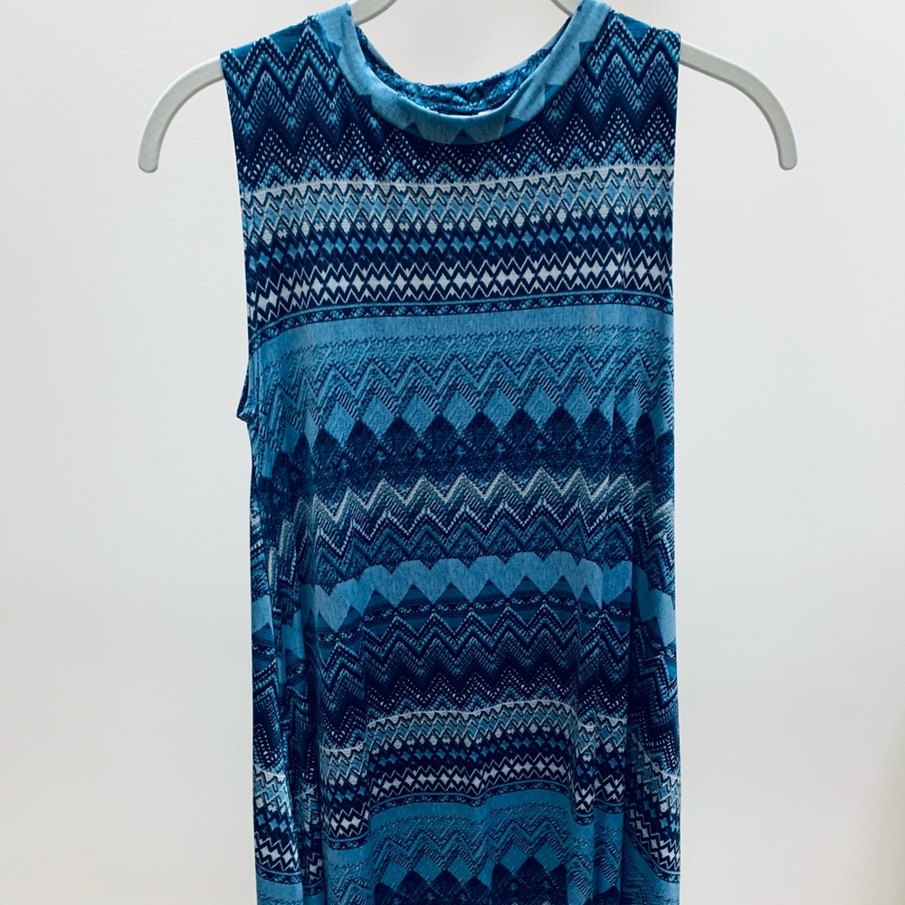 Patterned Blue Sleeveless Dress